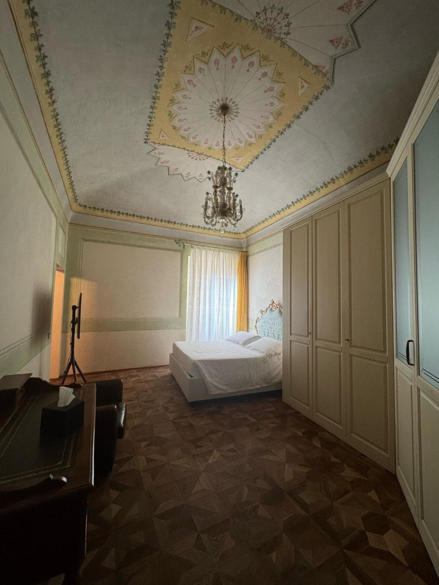 Urbino Apartments - Palazzo Paltroni Studio מראה חיצוני תמונה