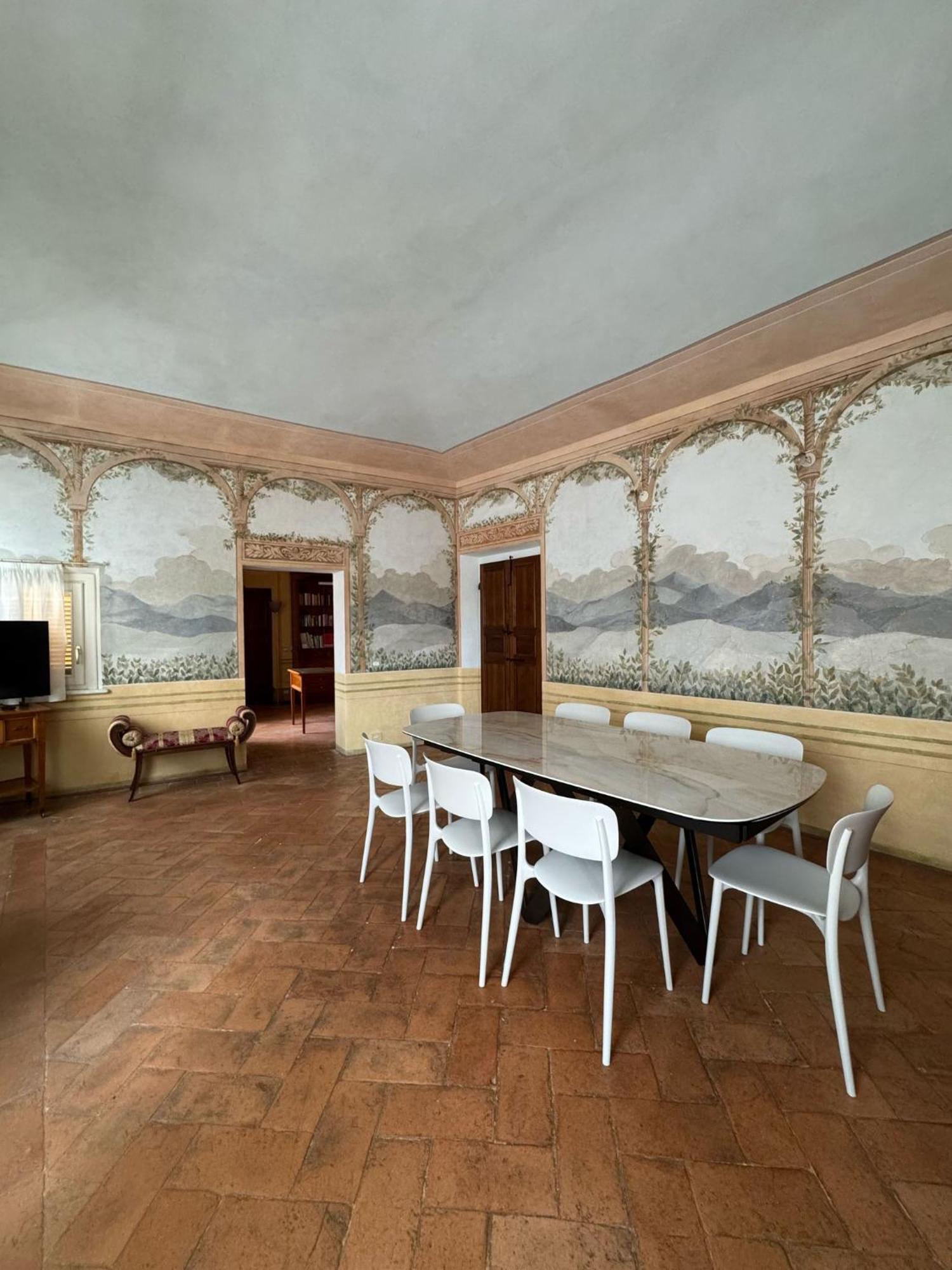 Urbino Apartments - Palazzo Paltroni Studio מראה חיצוני תמונה